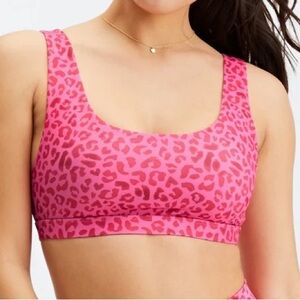Fabletics Lola leopard sports bra